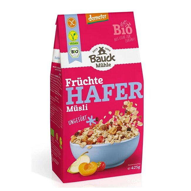 Hafer Früchte Müsli 425g - Bauckhof Bio
Beginnt euren Tag voller Energie mit unserem Hafermüsli Früchte! Wir kombinieren zarte Haferflocken mit einer köstlichen Auswahl an Trockenfrüchten, darunter saftige Sultaninen, aromatische Aprikosen, knackige Apfelstücke und süße Erdbeerstückchen. Diese natürliche Mischung verleiht dem Müsli eine angenehme, natürliche Süße – und das alles glutenfrei und in bester Demeter-Qualität.