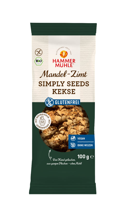 Bio Simply Seeds Mandel Zimt 100g - Hammermühle

Knusprig, aromatisch &amp; natürlich: Unsere Bio Simply Seeds Haferkekse mit Mandeln und Zimt vereinen hochwertige, glutenfreie Haferflocken mit feinem Ahornsirup, goldenen Leinsamen, knackigen Mandelblättchen und einem Hauch Zimt. Ideal als weihnachtlicher Snack oder süßer Begleiter für zwischendurch – ganz ohne künstliche Zusätze, dafür mit Zutaten aus kontrolliert biologischem Anbau.